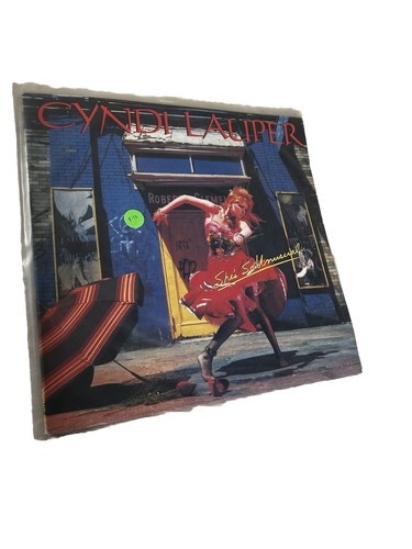 Cyndi Lauper - She's So Unusual Vinyl LP HONG KONG CBS/Sony Cyndi Lauper - She's So Unusual Vinyl LP HONG KONG CBS/Sony