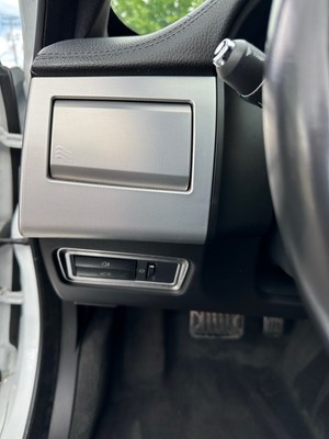 image 4 of interior