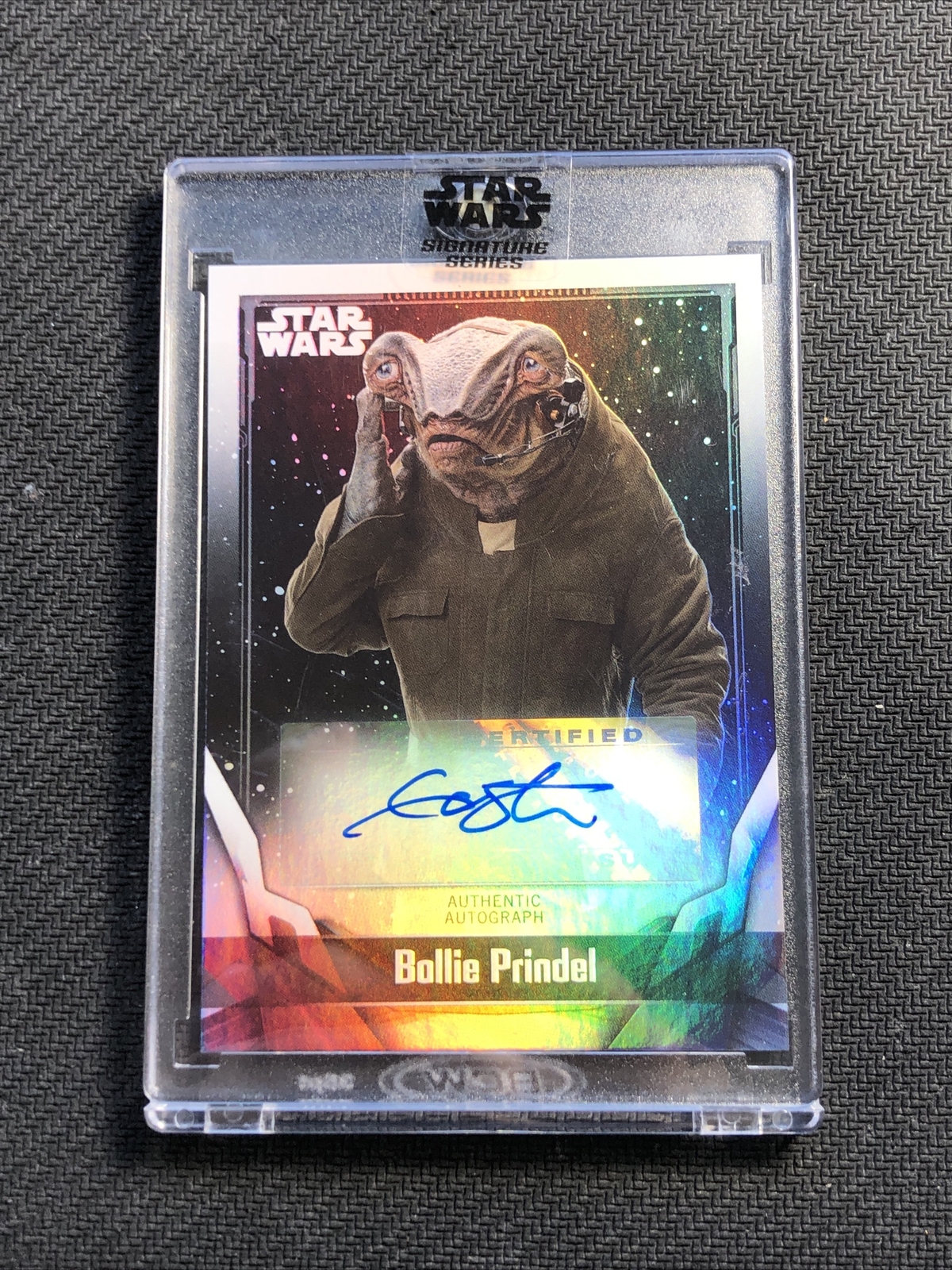 Collectors.com - Trading Cards - TOPPS - TOPPS STAR WARS JOURNEY TO THE LAST JEDI AUTOGRAPH