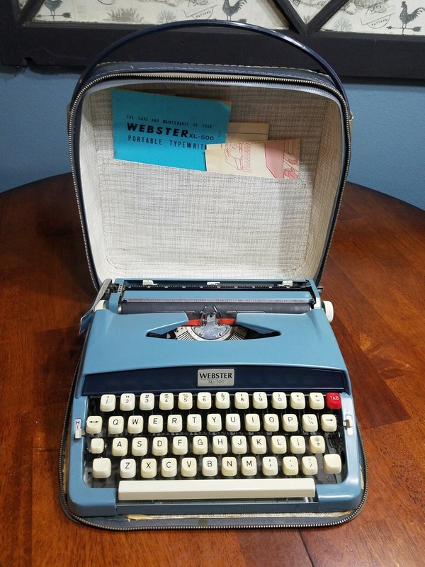 ster typewriter photos of ster XL500 by year then serial number