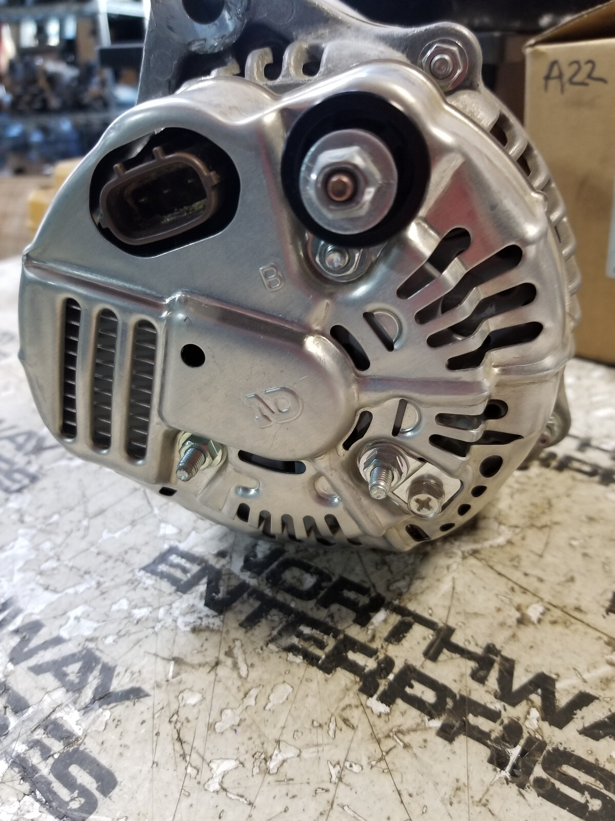 JLG Part # 01183447 - DTZ-GENERATOR (ALTERNATOR) - Picture 5 of 7