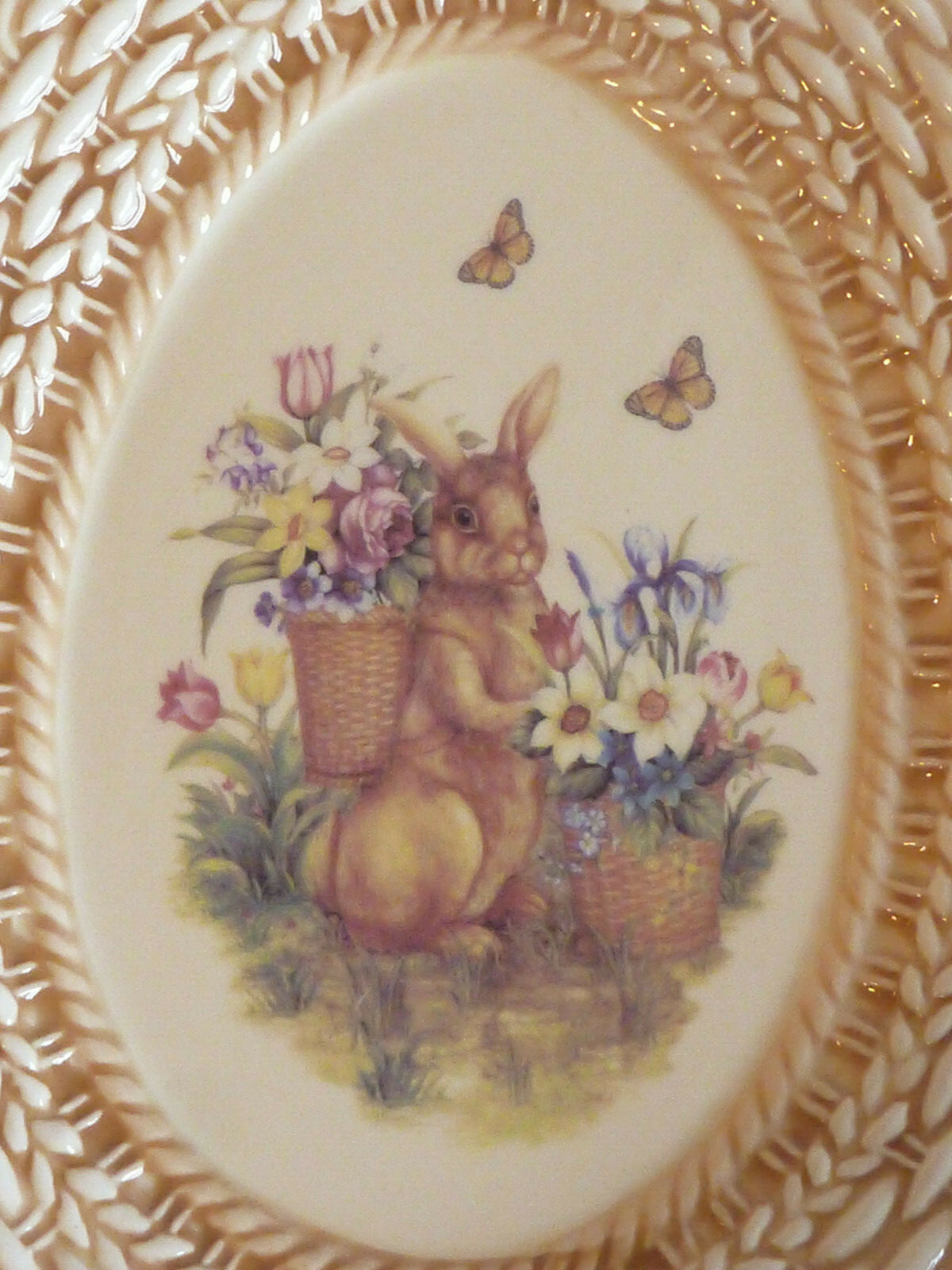 Pair of Cracker Barrel Easter Treasures 7