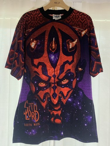 トップス VINTAGE STAR WARS A.O.P - DARTH MAUL - Vintage Star Wars 1999 Episode 1, Darth Maul AOP Sith T