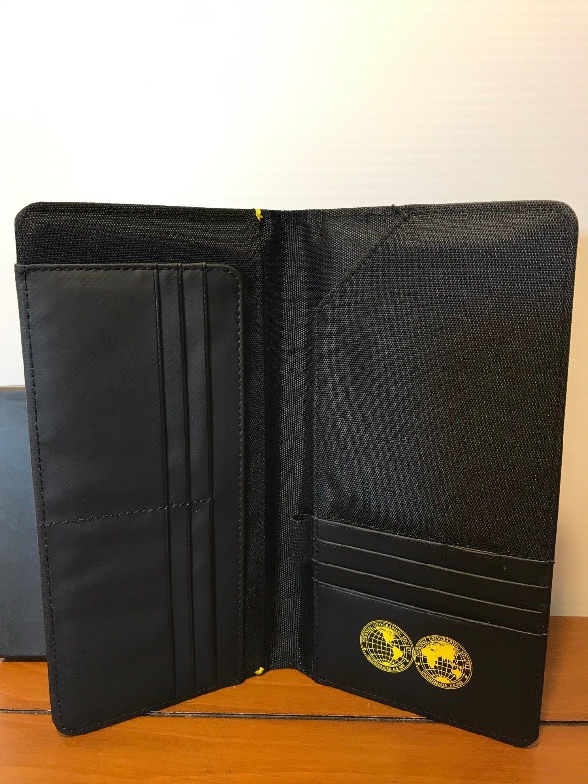 National Geographic Travel Wallet Passport Holder Cover Card I.D. Case New ID