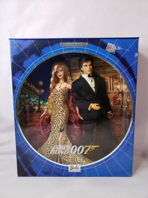JAMES BOND 007 BARBIE & KEN DOLL GIFTSET 2002 COLLECTOR EDITION MATTEL B0150 NIB