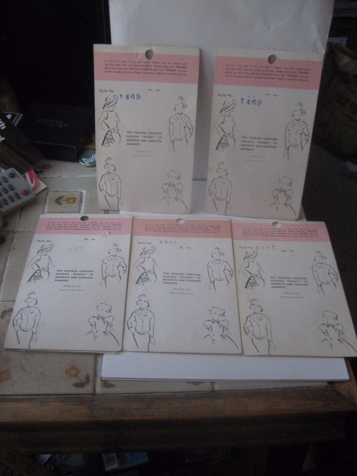 LOT-5 TRIMEES INCORPORATED 1950's EMBROIDERED APPLIQUES/NEW YORK CITY, NY/NOS