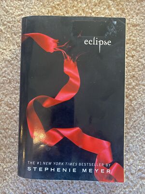 Twilight Saga : Eclipse by Stephenie Meyer (2009, Trade Paperback)