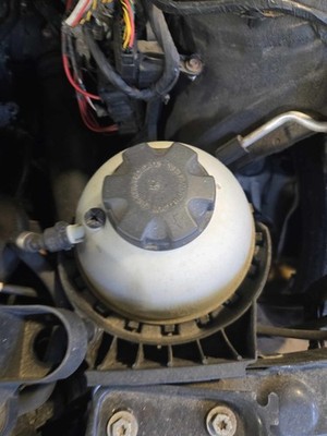 Used Coolant Bottle fits: BMW 328 SERIES 12 13 14 15 16