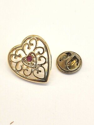 VINTAGE HARRIET CARTER HEART SHAPED PIN WITH GENUINE RUBY Gold TONE.
