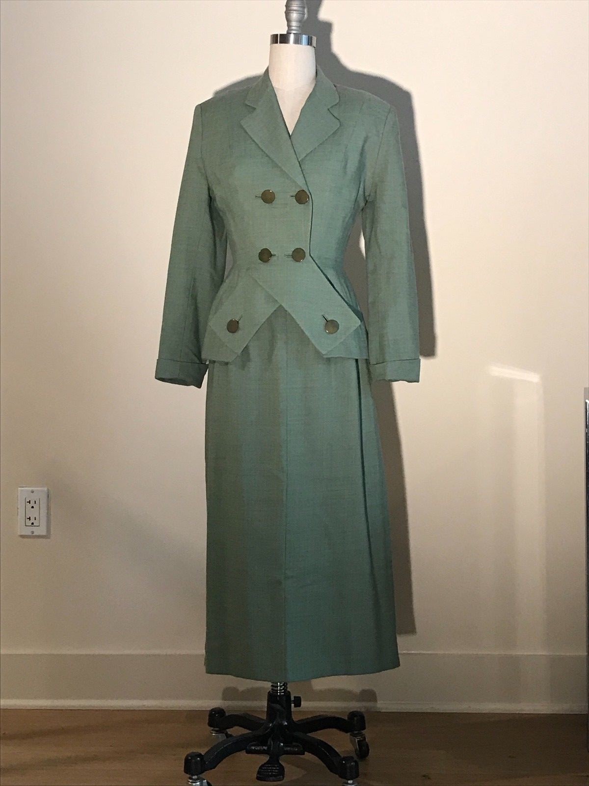 Schiaparelli VTG 1950s Green Jacket and Skirt Suit Set with Crossover Detail S