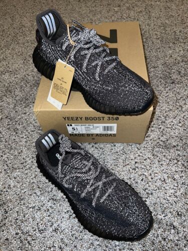 Size 5.5 - adidas Yeezy Boost 350 V2 Black Reflective FU9007 Size 5.5 - adidas Yeezy Boost 350 V2 Black Reflective FU9007