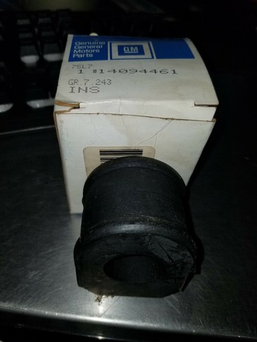 GENERAL MOTORS GENUINE PARTS SUSPENSION STABILIZER SHAFT INSULATOR PART 14094461