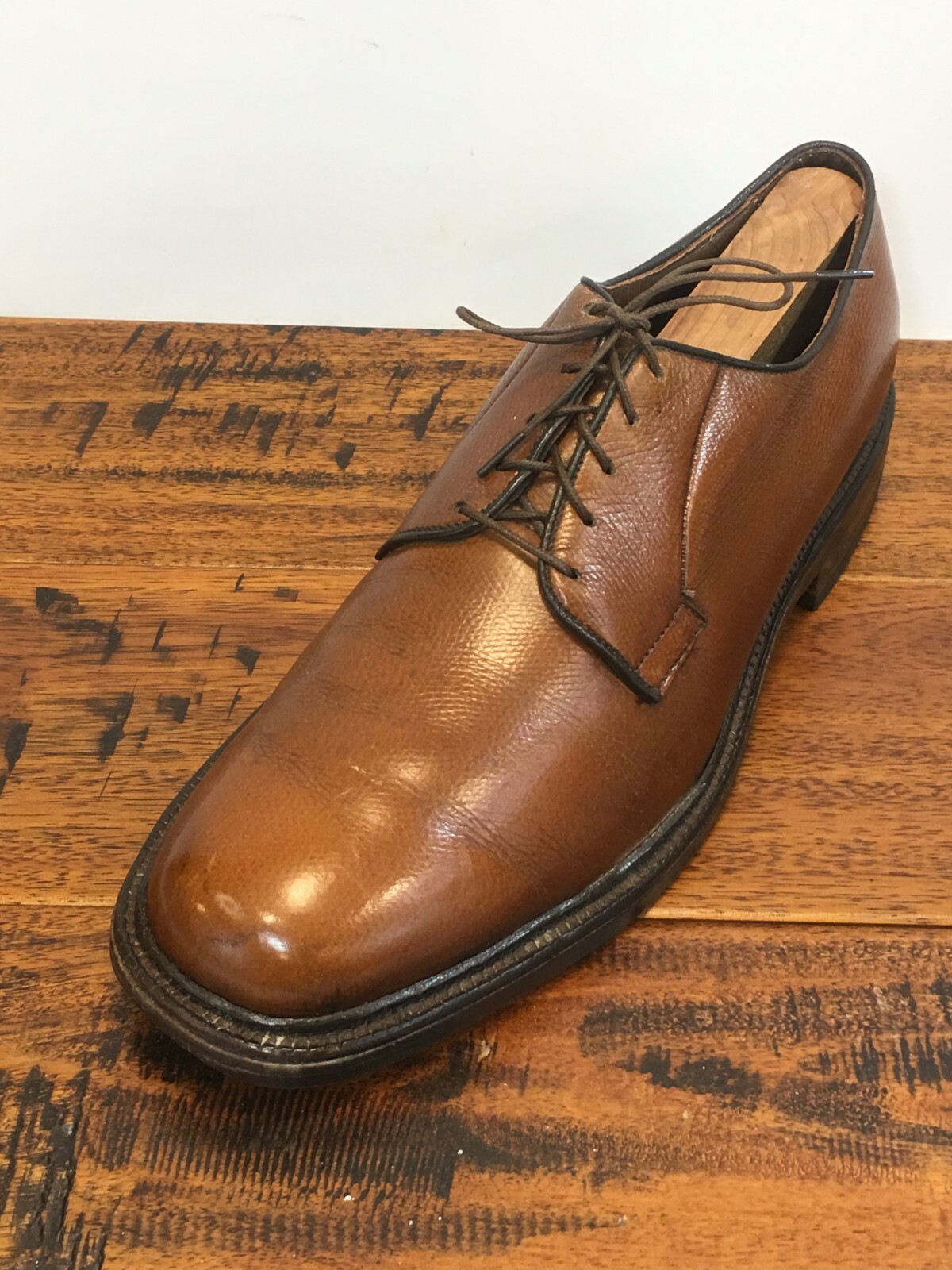 Allen Edmonds Brown Leather Leeds Plain Toe Blucher Shoes Allen Edmonds Brown Leather Leeds Plain Toe Blucher Shoes