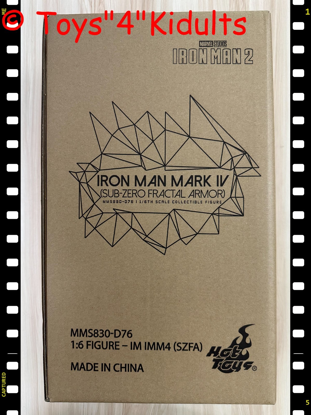 アイロンマン Amazon.co.jp: パワー・ポーズ アイアンマン3 1/6スケール限定