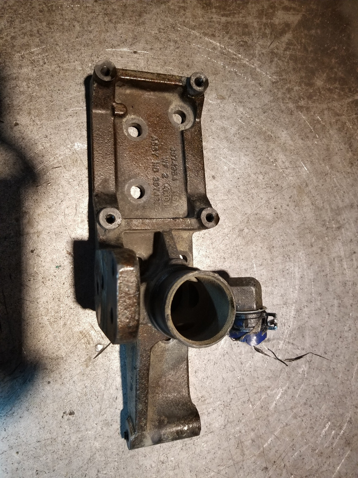 03-07 Dodge Ram Cummins 5.9L Engine 3974354 Ac compressor bracket 3974355 - Picture 4 of 6