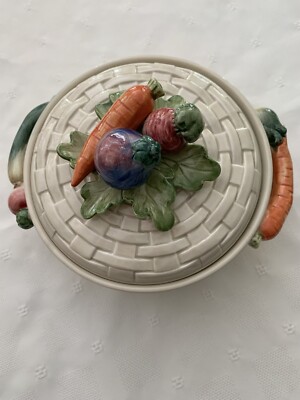 Fitz and Floyd Kitchen Harvest 1 Quart Casserole Basket Weave Ceramic Vegetable