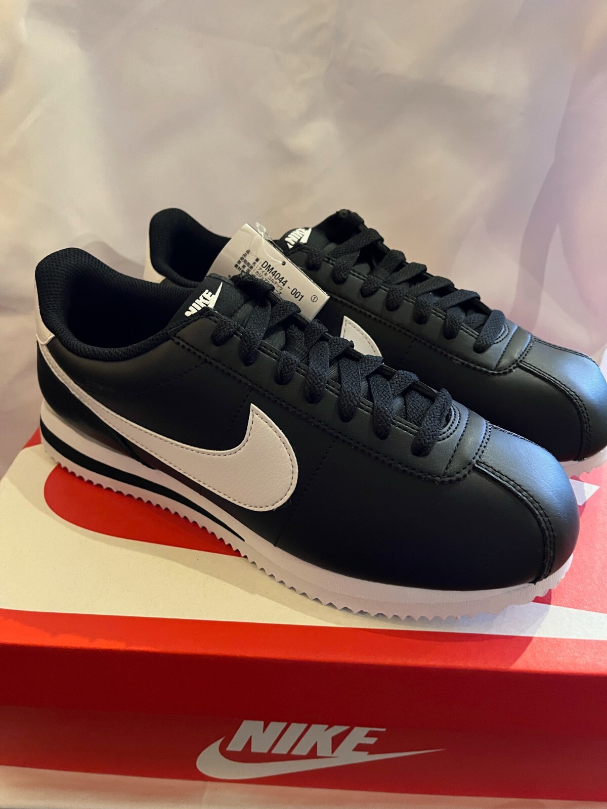 シューズ・サンダルその他 Nike Cortez Leather Men's Shoes DM4044-002 Amazon.com | Nike Cortez Men's Shoes (DM4044-002, Black/Gum