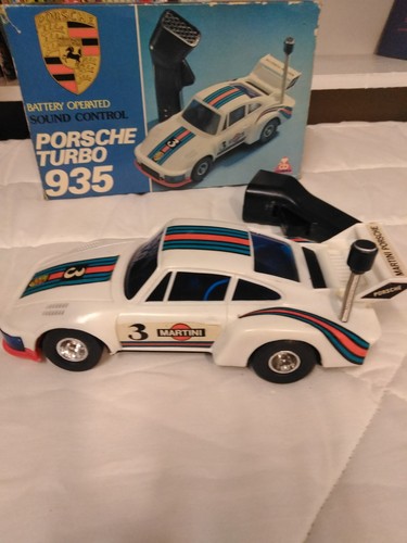 Vintage Porsche Turbo 935 Martini Battery Operated Car Sound Controlled 70's