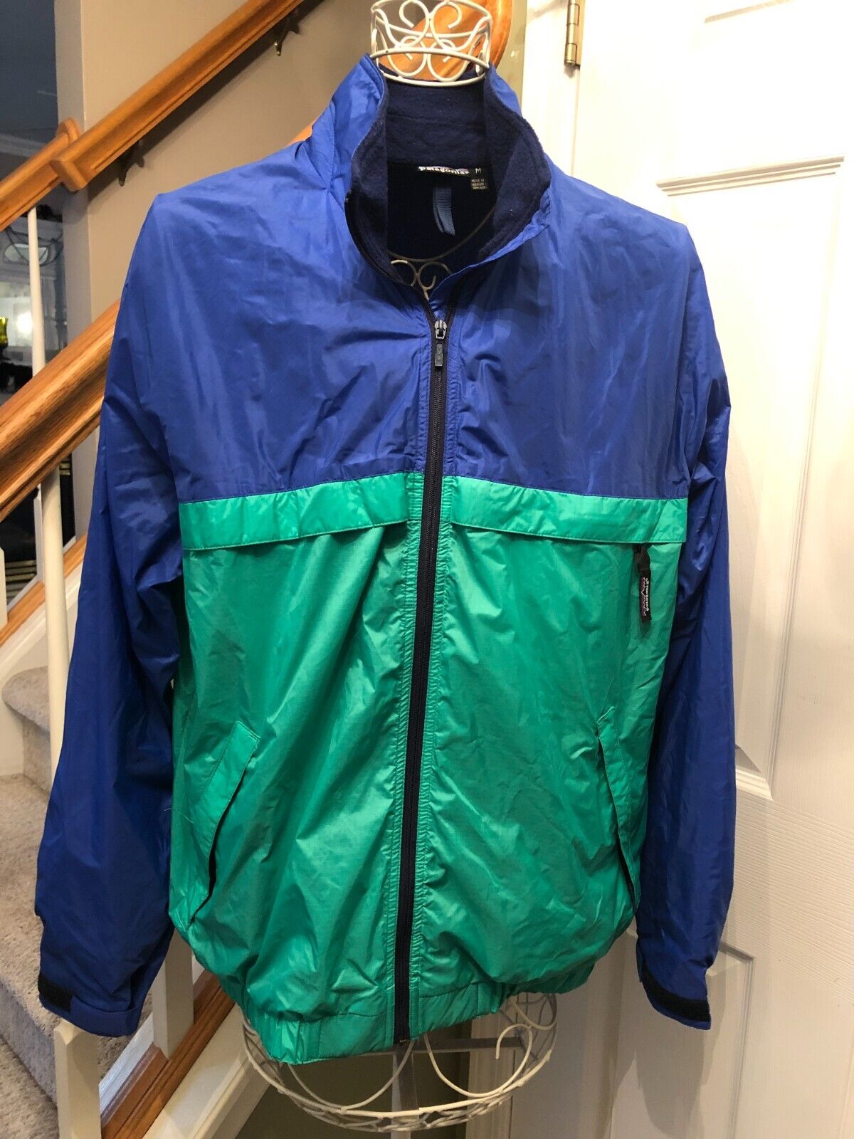 Men's Vintage Patagonia Windbreaker Jacket Medium 2 Tone Men's Vintage Patagonia Windbreaker Jacket Medium 2 Tone