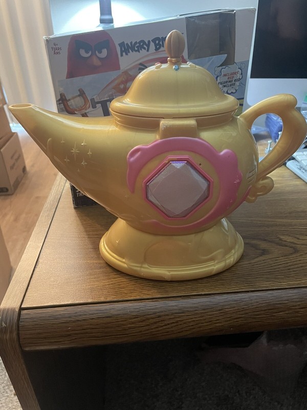 Magic Mixies Magic Genie Lamp - Pink