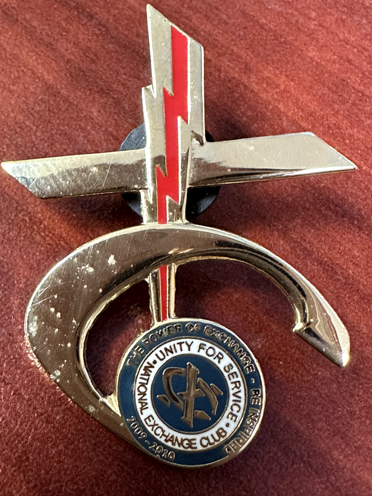 National Exchange Club "Be Inspired" Unity For Service Cross&Swirl Gold Tone Pin