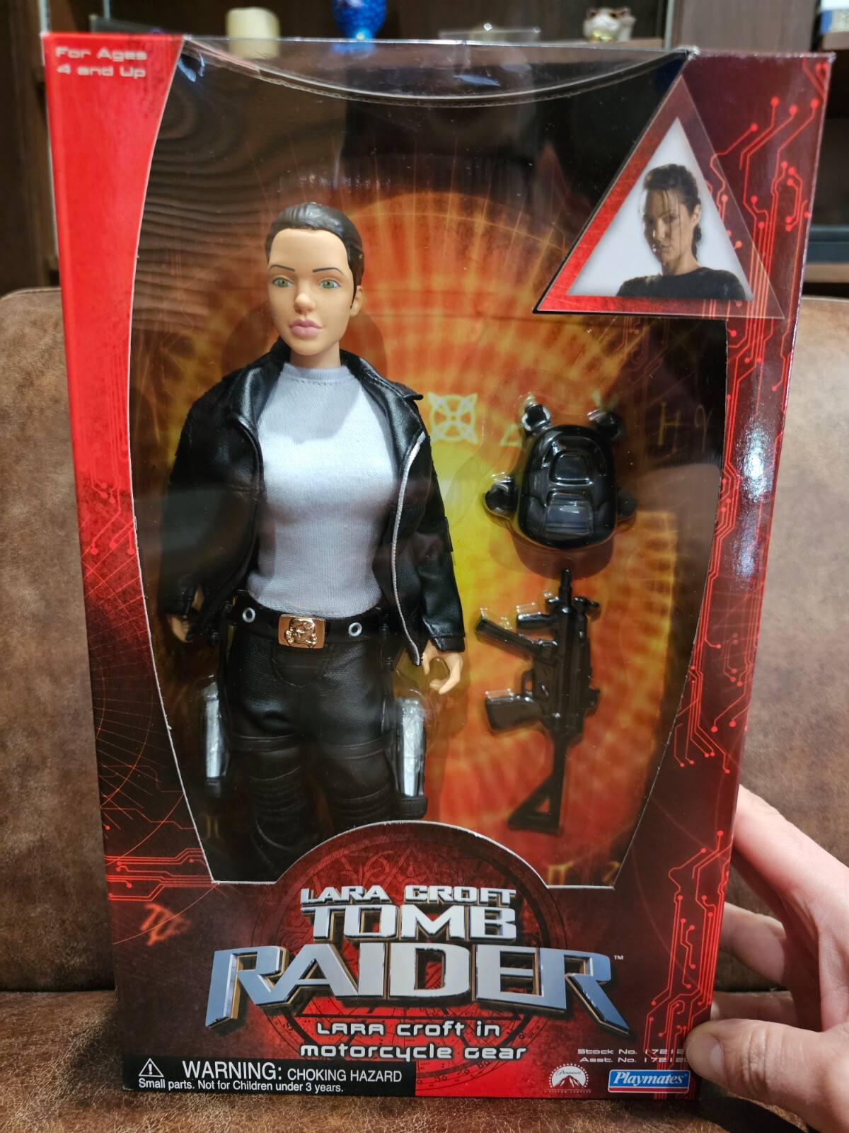 Lara Tomb Raider。アンジェリーナジョリー Amazon.co.jp: トゥームレイダー (初回限定版) [DVD
