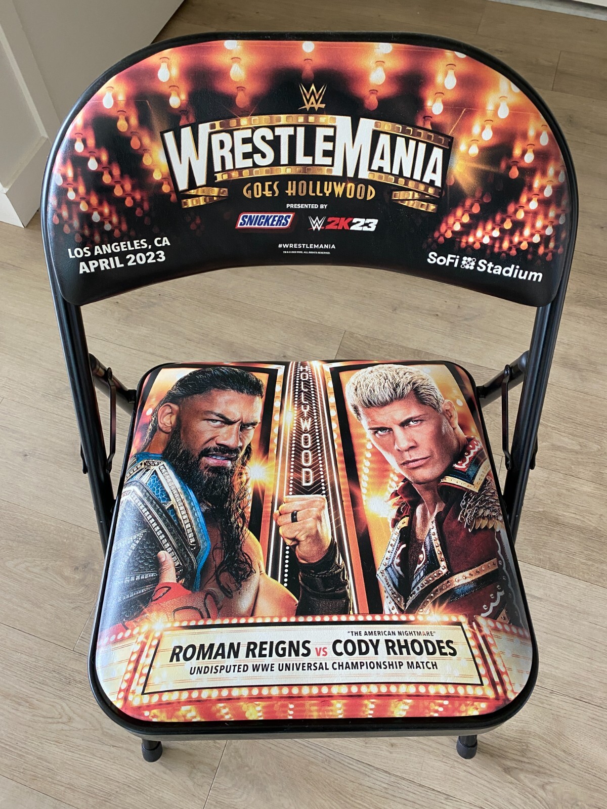 【激レア！】WWE レッスルマニア25 大会記念 非売品 パイプイス WWF 激レア！】WWE レッスルマニア25 大会記念 非売品 パイプイス