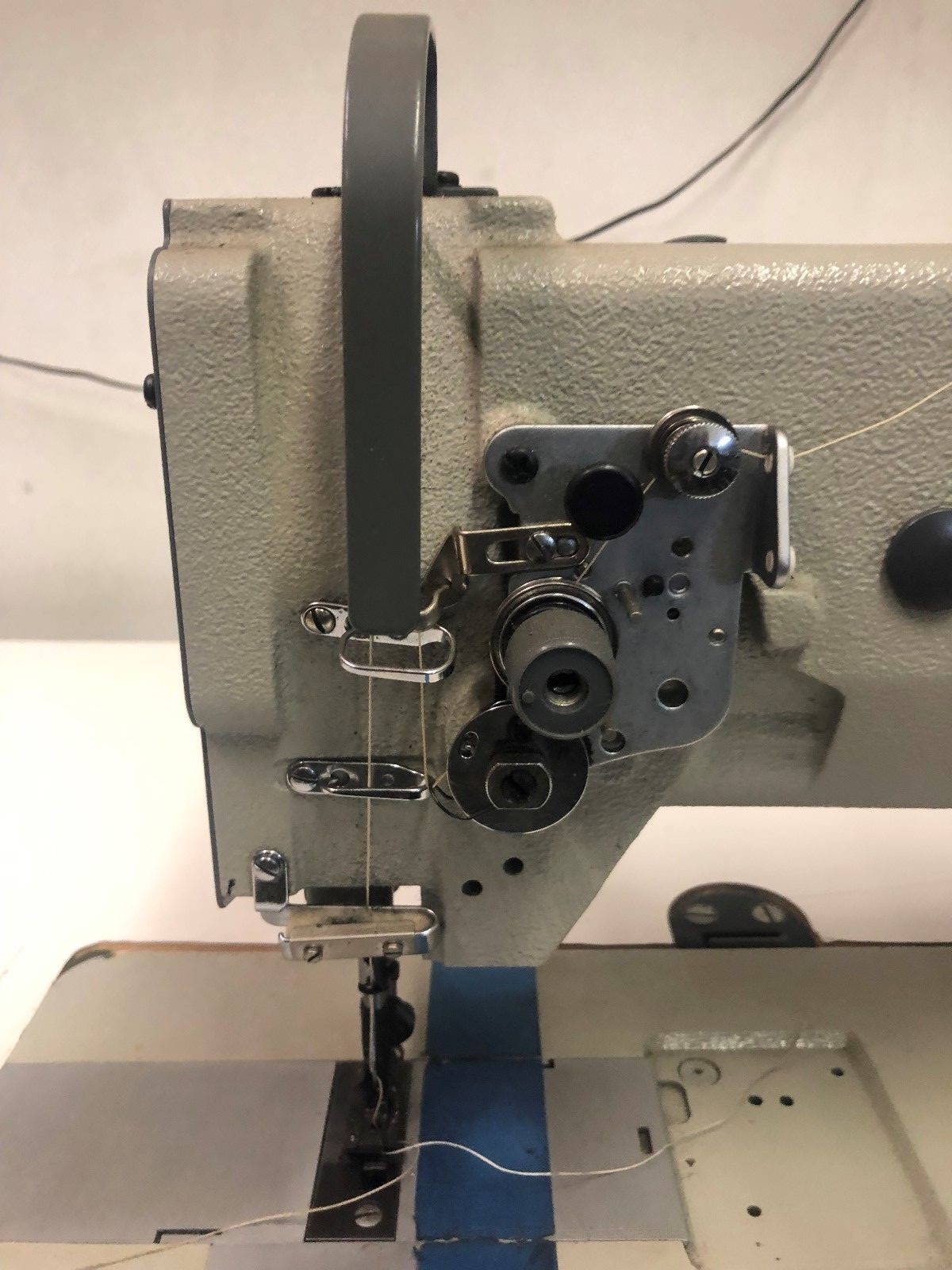 Highlead GC20698-1-D-FL2 Sewing Machine, Used One Year