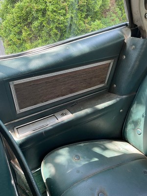 image 12 of interior
