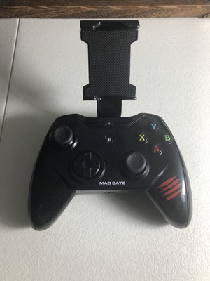 Mad Catz C.T.R.L. iOS Mfi Controller Model 31263 Bluetooth Mobile/ Pc Gaming
