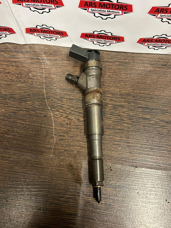 Injecteur Bmw E60 E61 E87 E90 E91 E92 E93 2.0d 3.0d 7794435 / 7 794 435