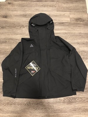 acg rain jacket
