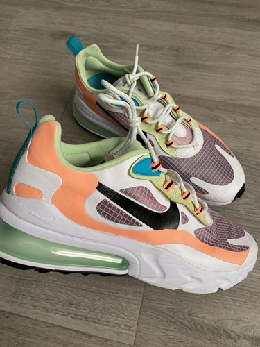pink and grey nike 270 react
