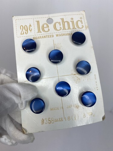 Le Chic, Translucent Blue, Vintage Buttons 358, Set of 8