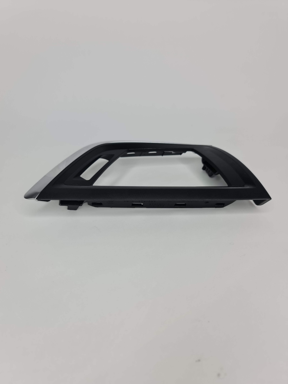 0 Bmw Air Vent Cover F20 F21 F22 LCI Trim Dashboard Dash Driver's Side 9394356 514 image 2