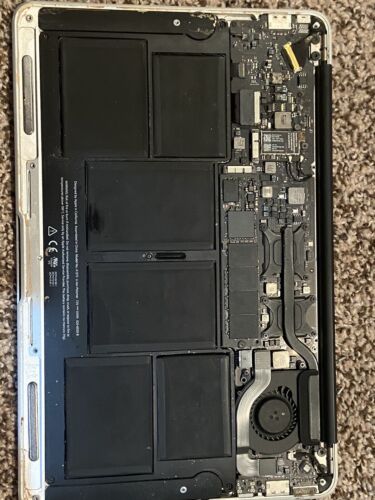 Apple MacBook Air 11 Late 2010 1.4 Core 2, 2GB, 64Gb SSD, Boots, But Untested | eBay Apple MacBook Air 11 Late 2010 1.4 Core 2, 2GB, 64Gb SSD, Boots, But Untested | eBay