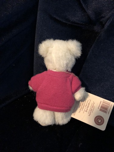 Boyds Bear Gen-yoo-wine White 4