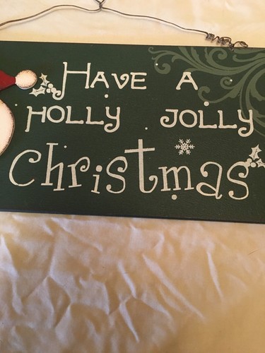 HOLLY JOLLY CHRISTMAS HANGING WOODEN SIGN