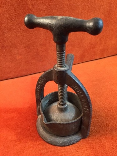 Antique Landers Frary & Clark Columbia Meat Juice Press New Britain CT