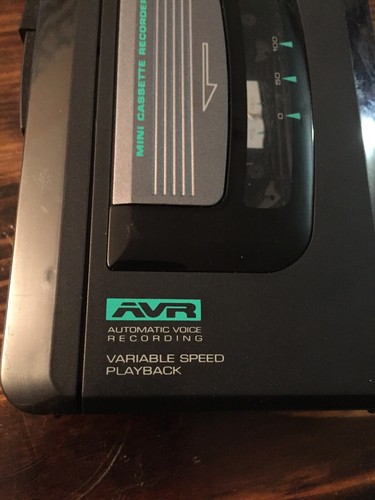 GE Mini Cassette Recorder - Cassette Tape Player/Recorder - for parts/repair