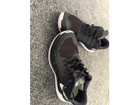 ladies black gym trainers