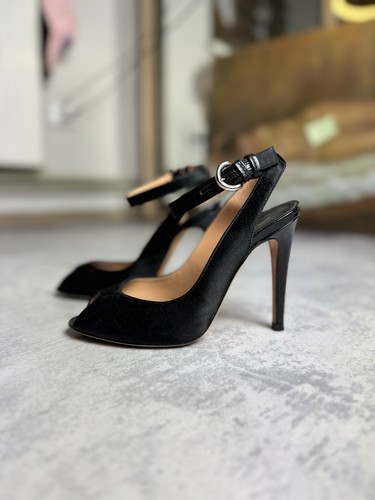 Sergio Rossi Rare Y2K Leather Vintage Luxury Heels Sandals