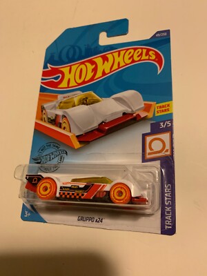 Gruppo x24 #49 3/5 Track Stars 2020 Hot Wheels Case B