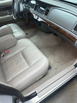 image 6 of interior