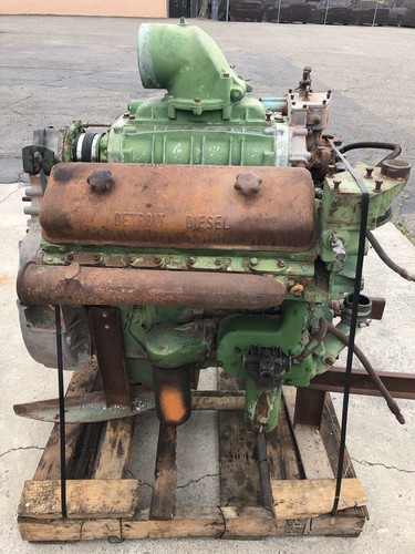 Detroit Diesel 8V71 Engine