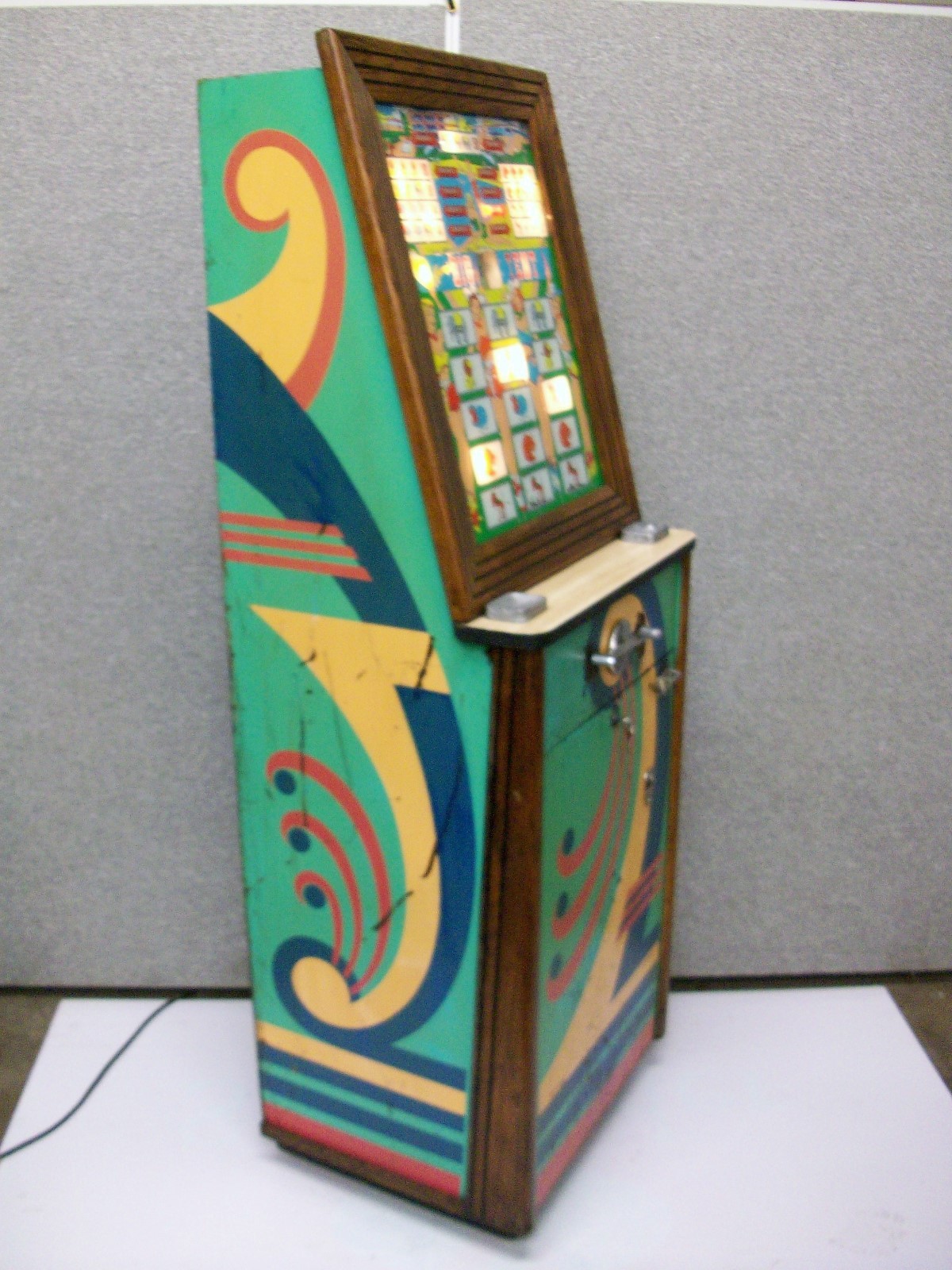 ANTIQUE  OAK TRIM 5- CENT SLOT MACHINE ORIGINAL FINISH  -SELLING OUT Make Offer