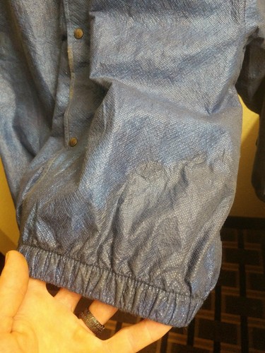 Frogg Toggs Blue Rain Jacket Size medium Hood Full Zipper Light Weight Fishing