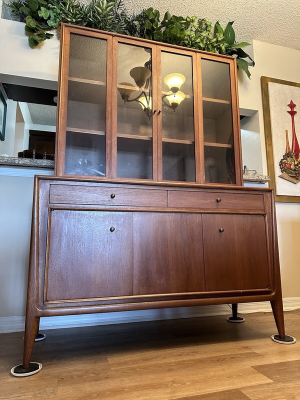 Vintage John Stuart Facade Mid Century Modern China Hutch Walnut