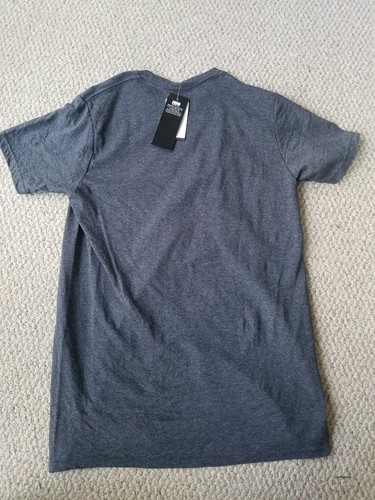 NWT Game of Thrones T-Shirt Size Small Gray