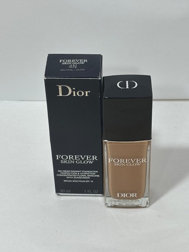 ファンデーション Dior Forever Skin Glow 00 Dior Forever Skin Glow Hydrating Foundation SPF 15